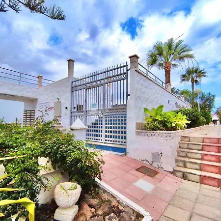 Bungalo Santa Ana Hébergement de vacances *